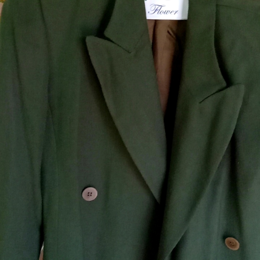 HARVE BENARD SUIT